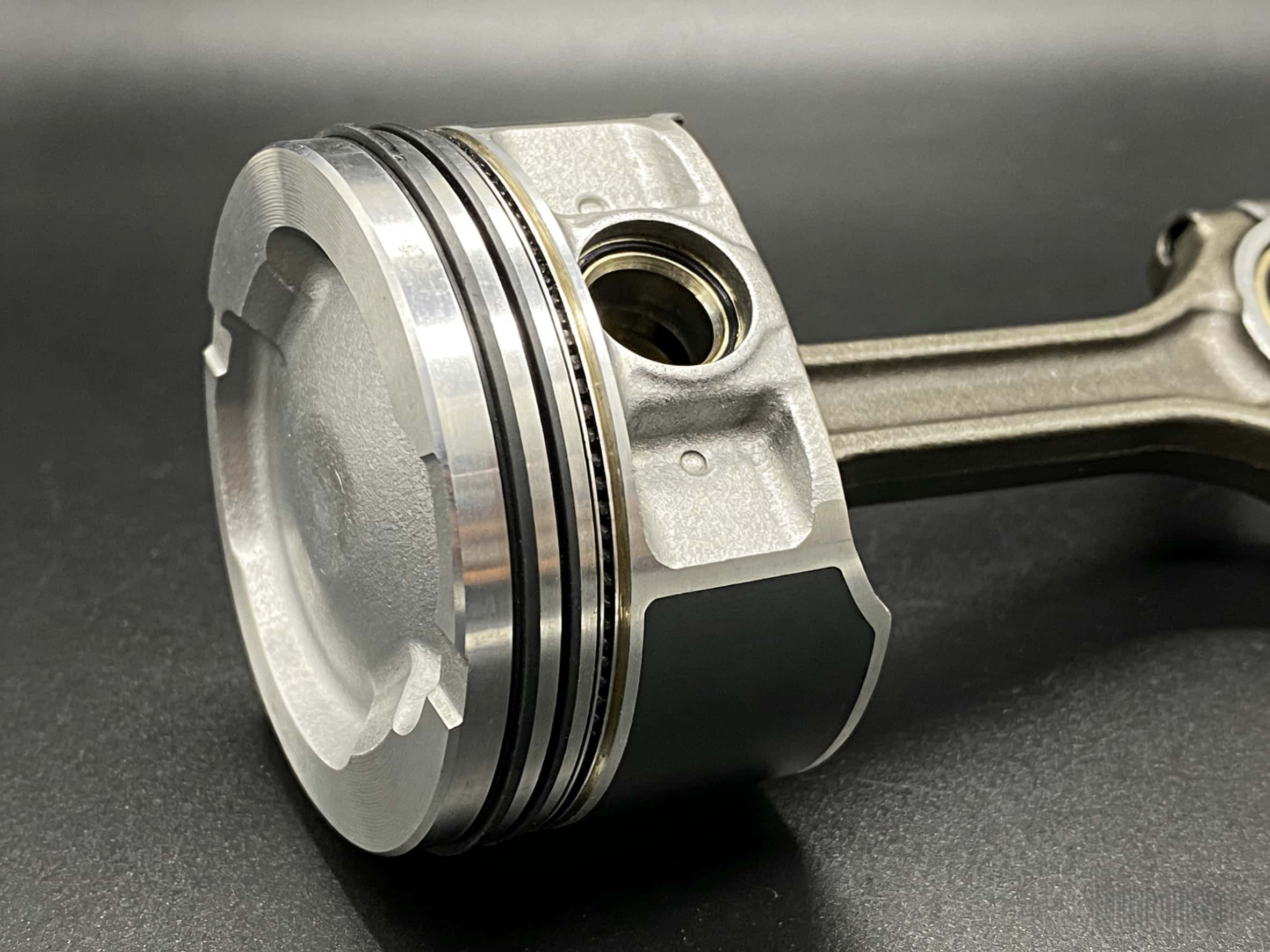 Piston